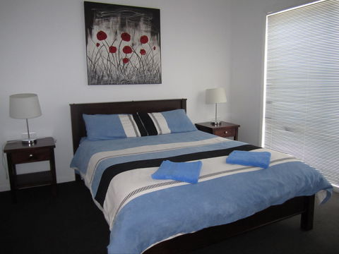 The Waterfront Dolphin - Accommodation Brisbane 2