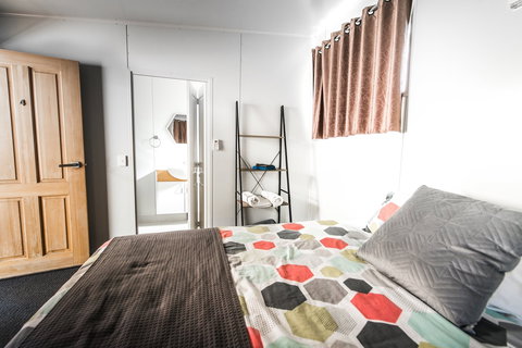 Under The Mount - Accommodation Brisbane 1