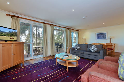 Villa Chambourcin - Accommodation Brisbane 0