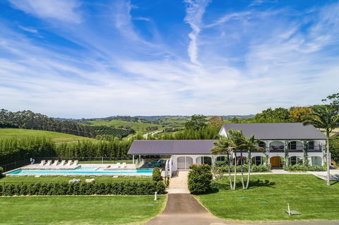 Villa St Helena - Accommodation Brisbane 2