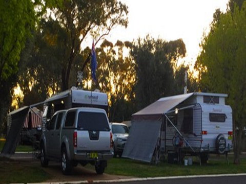 Westview Caravan Park - Open For Essential Travel Only - Accommodation Brisbane 2
