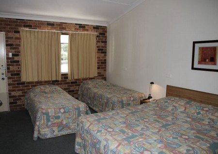 Bay Hotel Motel - Accommodation Brisbane 1