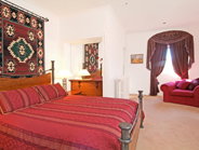 Crest Castle Bed And Breakfast - Accommodation Brisbane 3