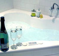 Clonmara Cottages - Accommodation Brisbane