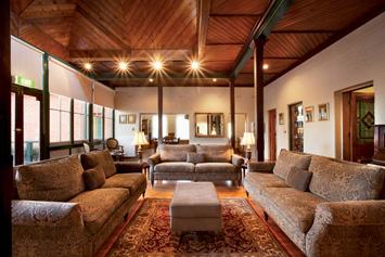 The Grange At Cleveland Winery - Accommodation Brisbane 2