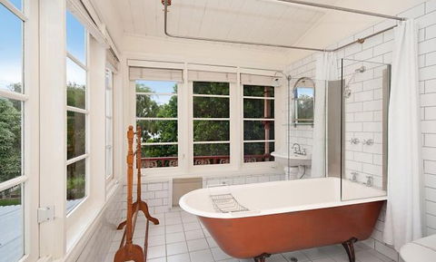 Annesley House - Accommodation Brisbane 6
