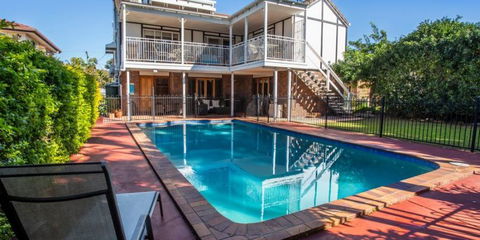 Ainslie Manor BandB - Accommodation Brisbane 7