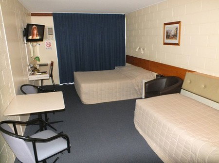 Central Motel - Accommodation Brisbane 1