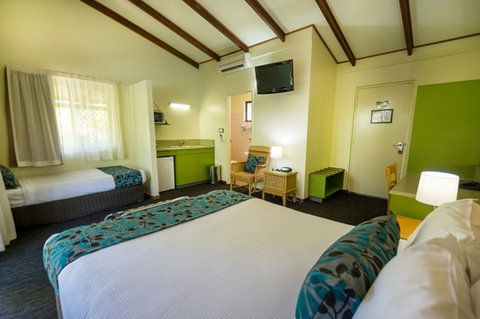 Palms City Resort - Accommodation Brisbane 1