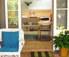Artist Studio Cottage - Accommodation Brisbane 0
