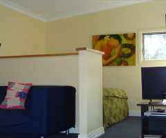 Artist Studio Cottage - Accommodation Brisbane 1