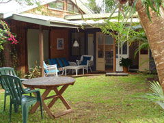 Artist Studio Cottage - Accommodation Brisbane 2