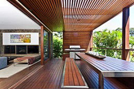 Ayana Beach House - Accommodation Brisbane 2