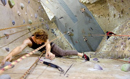 Cliffhanger Climbing Gym - Accommodation Brisbane 2