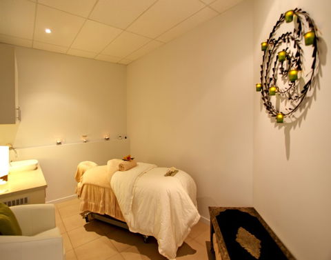 The Boardwalk Spa - Accommodation Brisbane 2