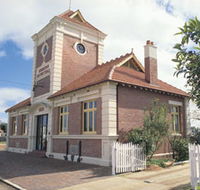 Merredin Town Hall - Accommodation Brisbane