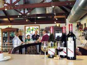 D'Arenberg Vineyard And Winery - Accommodation Brisbane 0