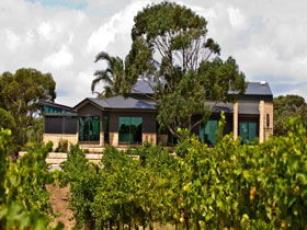 Delacolline Estate - Accommodation Brisbane 0