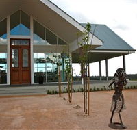ArtWine Cellar Door - Accommodation Brisbane