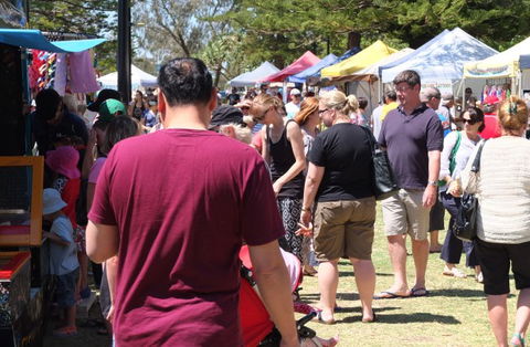 Broadbeach Beachfront Markets - Accommodation Brisbane 1