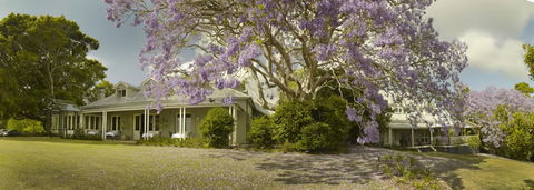 The Long Apron Restaurant - Accommodation Brisbane 0