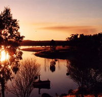 Bundoora Dam - Accommodation Brisbane