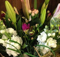 Alpine Blooms Florist Mansfield - Accommodation Brisbane