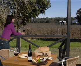 Upper Reach Winery And Cellar Door - Accommodation Brisbane 2