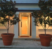 Australian Galleries - Roylston Street - Accommodation Brisbane