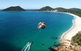 Port Stephens Parasailing - Accommodation Brisbane 3