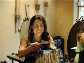 Cocos Hair And Day Spa - Accommodation Brisbane 2