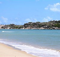 Dhamitjinya East Woody Island and Galaru East Woody Beach - Accommodation Brisbane