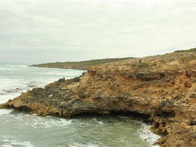 The Seaview Walking Trail - Accommodation Brisbane 1