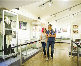 Henry Parkes Centre - Accommodation Brisbane 0