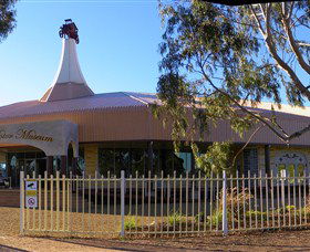 McFeeters Motor Museum And Visitor Information Centre - Accommodation Brisbane 0