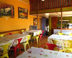 Cargo Road Wines - Accommodation Brisbane 3