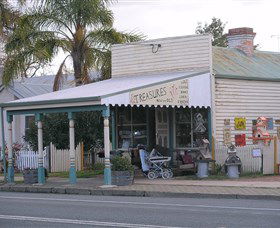 Lady Gails Bookshop And Curios - Accommodation Brisbane 0