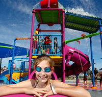 WAVES - Accommodation Brisbane