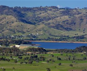 Huon Hill Parklands - Accommodation Brisbane 0