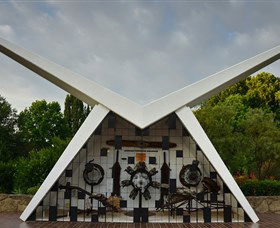 Southern Cloud Memorial - Accommodation Brisbane 2