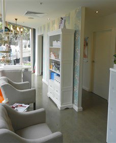 Refresh Face And Body - Accommodation Brisbane 2