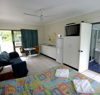 Tropical Palms Inn - Accommodation Brisbane