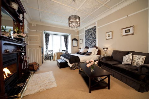 Melba House Bed And Breakfast - Accommodation Brisbane 3