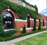 Farmers Arms Hotel  Art Suites Daylesford - Accommodation Brisbane