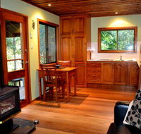 Waterfall Hideout-Rainforest Cabin for Couples - Accommodation Brisbane