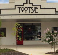 Tootsie Fine Art and Design - Accommodation Brisbane