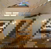 Lake Eyre and Flinders Ranges 4 Day Small Group 4WD Eco Safari - Accommodation Brisbane