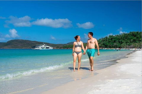 Whitehaven Beach Half-Day Cruises - Accommodation Brisbane 1