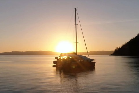 2-Night Whitsunday Islands All-Inclusive Sailing Tour From Airlie Beach - Accommodation Brisbane 9