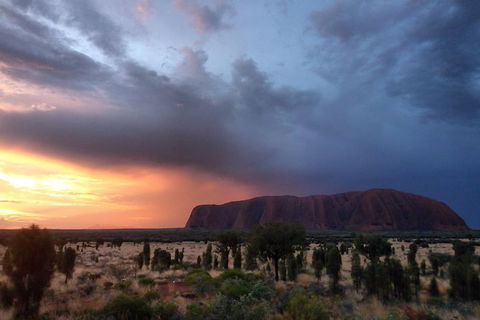 Uluru Small Group Tour Including Sunset - Accommodation Brisbane 7